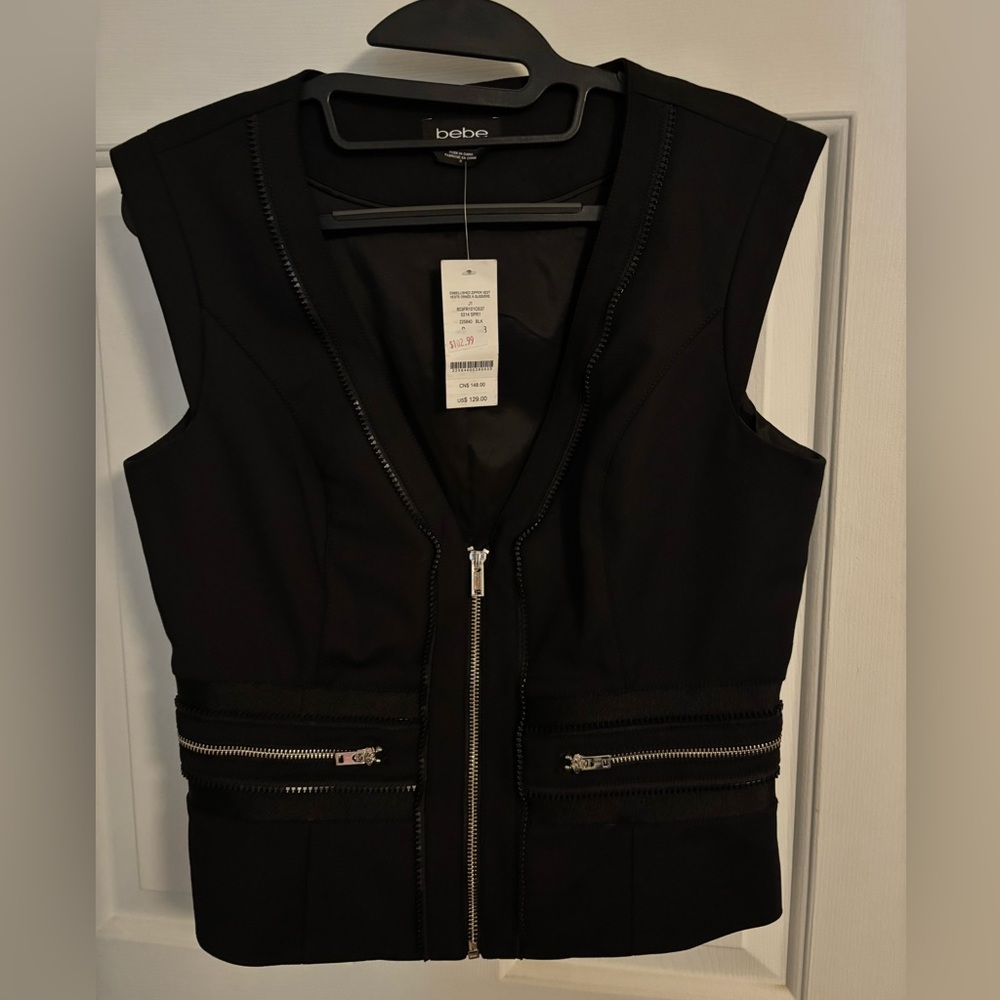 Bebe Black Zip-Front Vest/top with Zipper Details